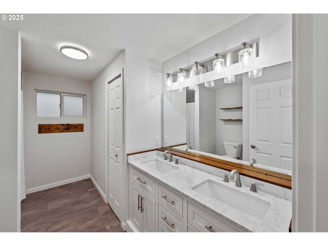 540 QUEENS Ave, Lakeside, OR 97449