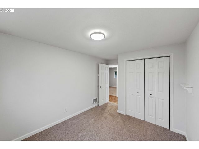 540 QUEENS Ave, Lakeside, OR 97449