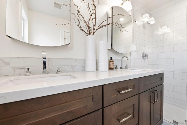 114 Cerro Street, Encinitas, CA 92024