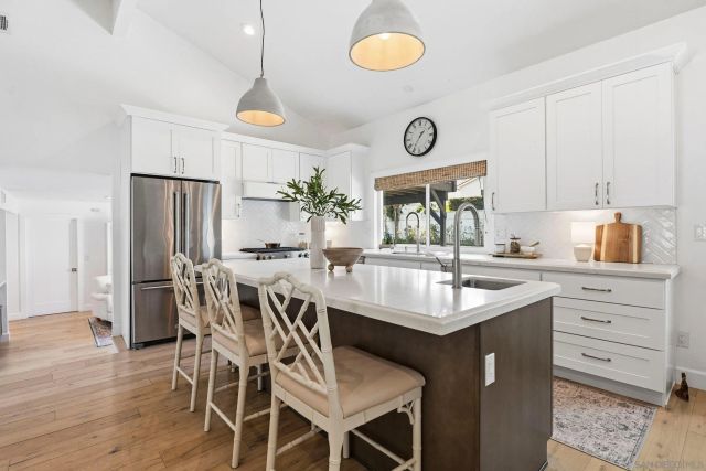 114 Cerro Street, Encinitas, CA 92024