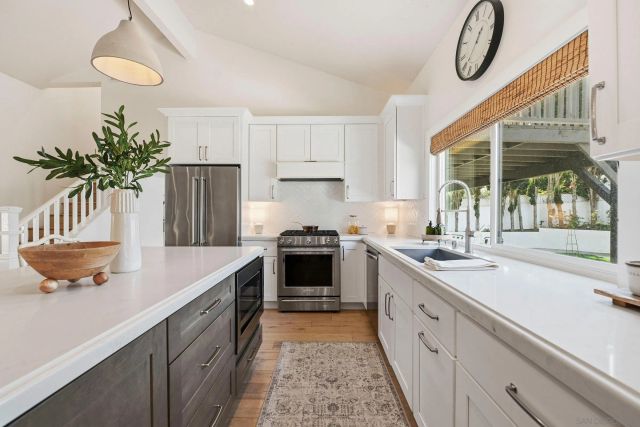 114 Cerro Street, Encinitas, CA 92024