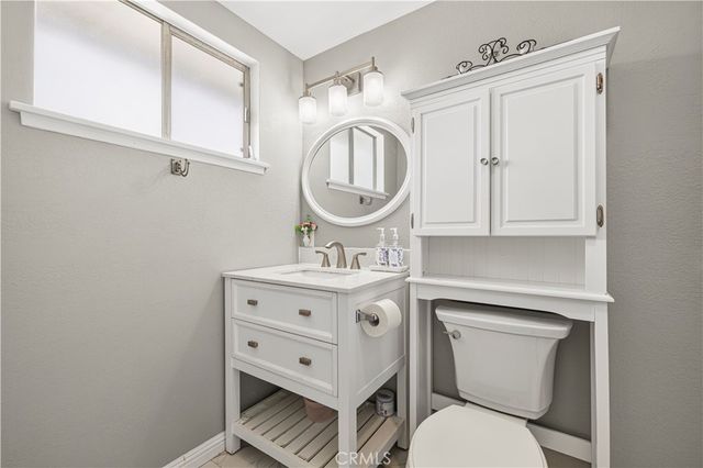 2013 Stanford, Simi Valley, CA 93065