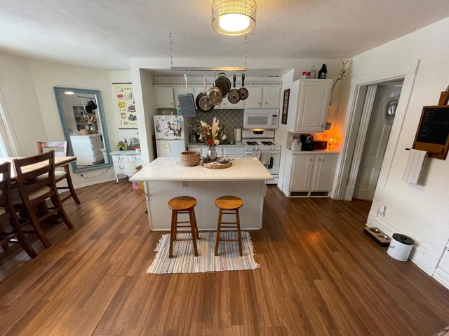 2757 Fremont Avenue S, Minneapolis, MN 55408