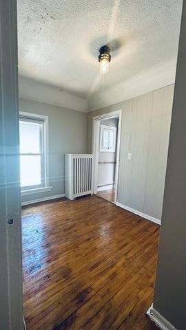 2757 Fremont Avenue S, Minneapolis, MN 55408