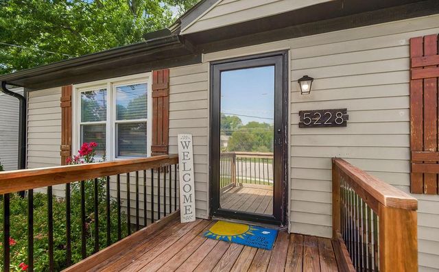 5228 Nieman Road, Shawnee, KS 66203