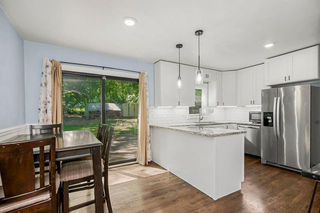 5228 Nieman Road, Shawnee, KS 66203