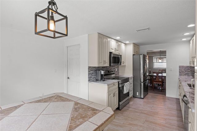 3831 118TH STREET W, Bradenton, FL 34210