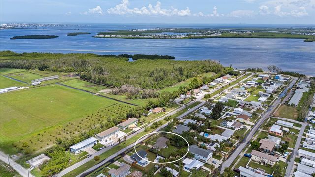 3831 118TH STREET W, Bradenton, FL 34210