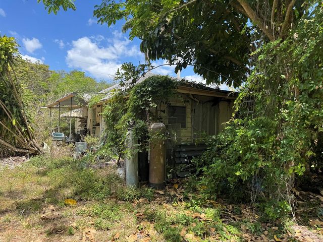 3358 S Jog Road, Greenacres, FL 33467