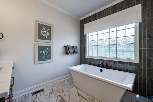 15206 Johns Trace Cir, Montpelier, VA 23192