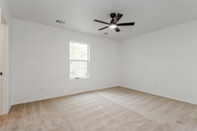 308 S 3rd, Bonham, TX 75418