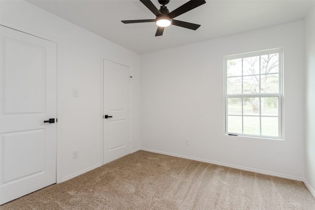 308 S 3rd, Bonham, TX 75418