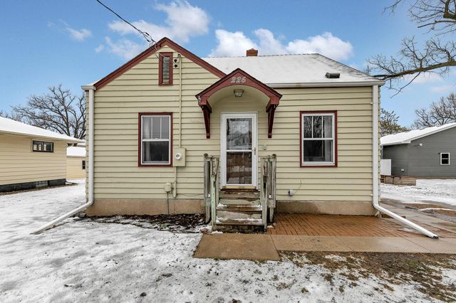 226 4th Street E, Rockville, MN 56369