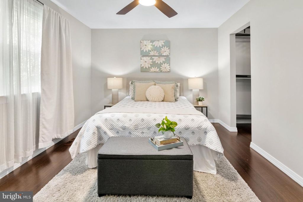 Image 19 of property listing at 1082 BRIGHTLEAF CT, Arnold, MD 21012