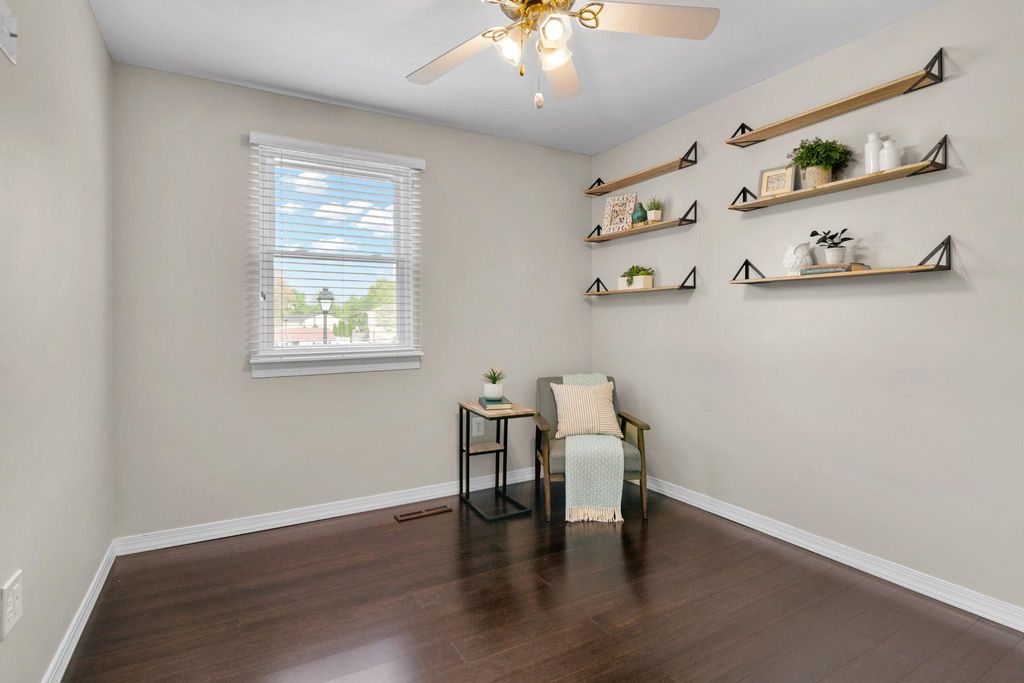 Image 25 of property listing at 1082 BRIGHTLEAF CT, Arnold, MD 21012