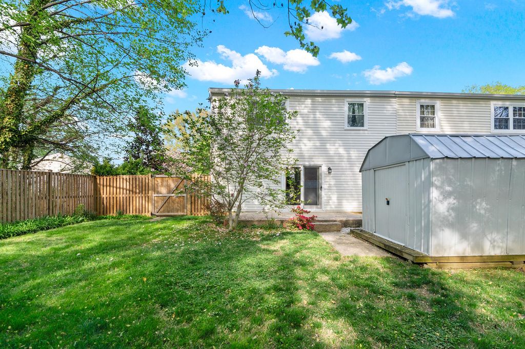 Image 31 of property listing at 1082 BRIGHTLEAF CT, Arnold, MD 21012