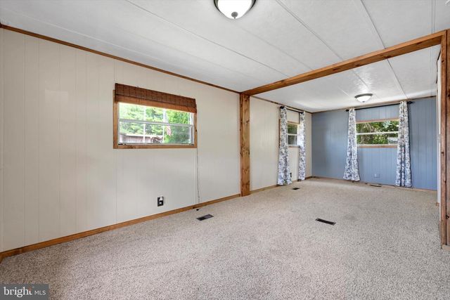 718 PALM CITY PARK, Annville, PA 17003