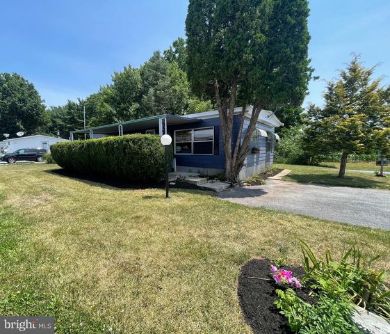 718 PALM CITY PARK, Annville, PA 17003