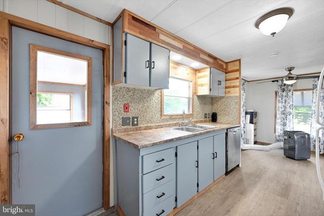 718 PALM CITY PARK, Annville, PA 17003