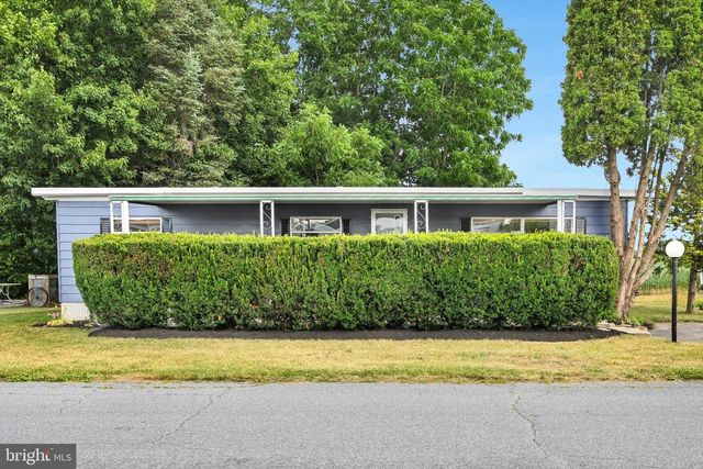718 PALM CITY PARK, Annville, PA 17003
