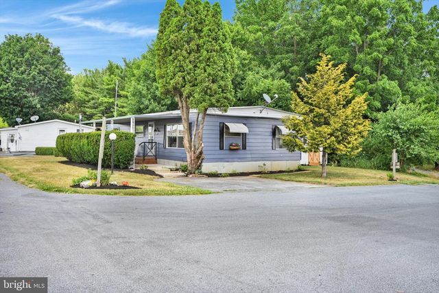 718 PALM CITY PARK, Annville, PA 17003