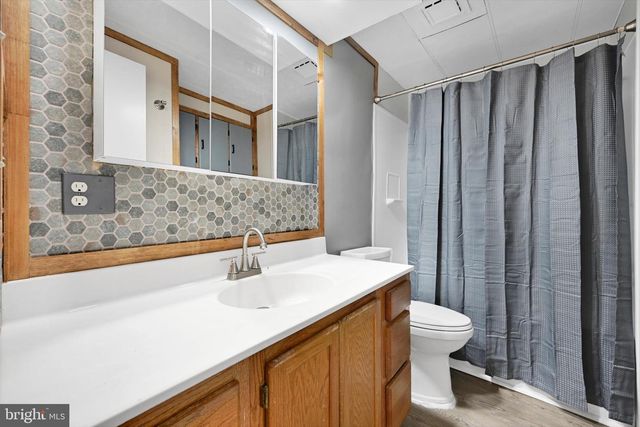 718 PALM CITY PARK, Annville, PA 17003