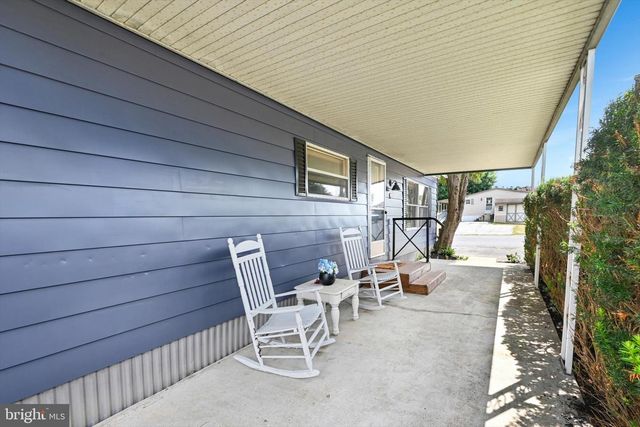 718 PALM CITY PARK, Annville, PA 17003