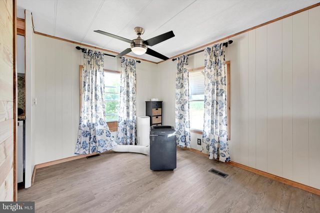 718 PALM CITY PARK, Annville, PA 17003