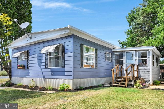 718 PALM CITY PARK, Annville, PA 17003