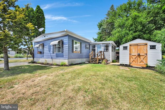 718 PALM CITY PARK, Annville, PA 17003