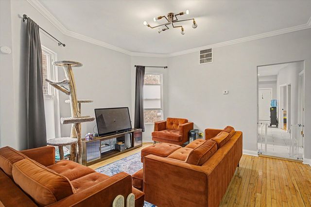 5932 S Elizabeth Street, Chicago, IL 60636
