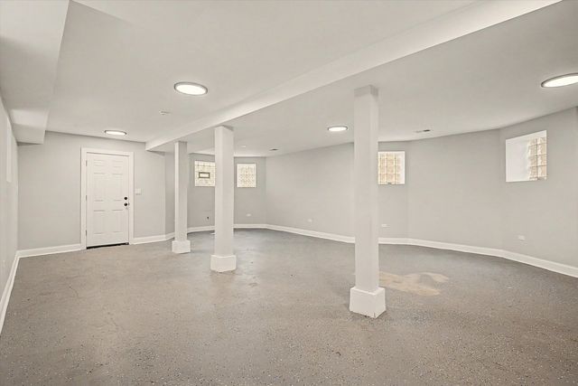5932 S Elizabeth Street, Chicago, IL 60636