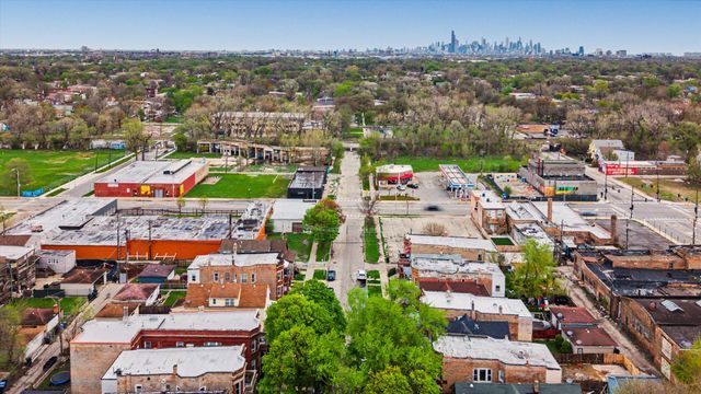 5932 S Elizabeth Street, Chicago, IL 60636
