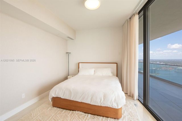 18975 Collins Avenue 5205, Sunny Isles Beach, FL 33160