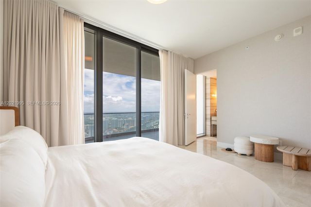 18975 Collins Avenue 5205, Sunny Isles Beach, FL 33160