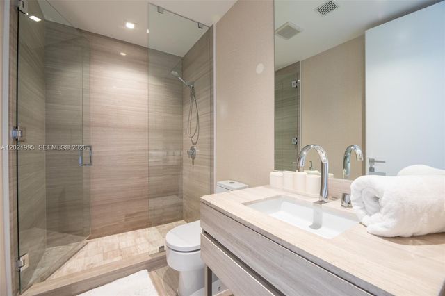 18975 Collins Avenue 5205, Sunny Isles Beach, FL 33160