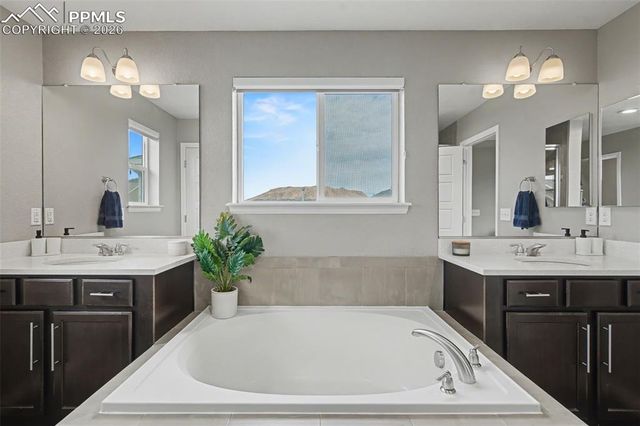 472 Sage Grouse Circle, Castle Rock, CO 80109