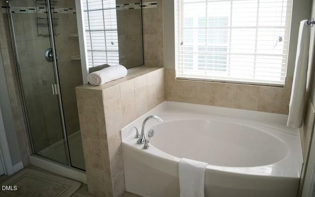 1022 Thoughtful Spot Lane, Durham, NC 27703