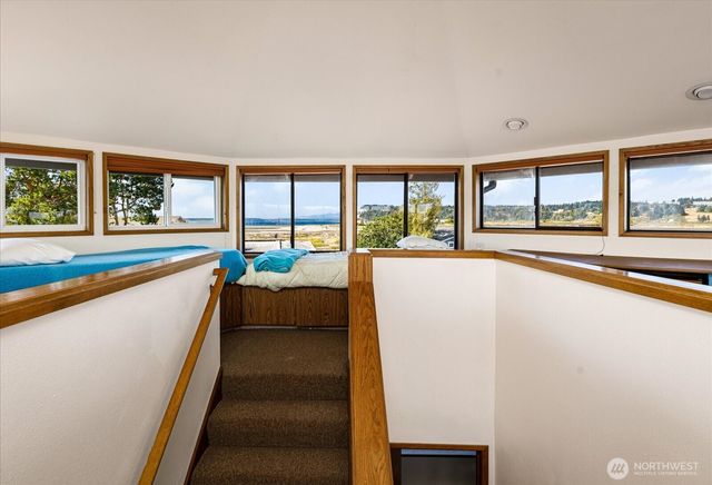2385 Sunlight Beach Road, Clinton, WA 98236