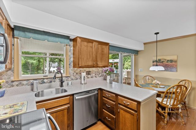 10057 CARILLON DR, Ellicott City, MD 21042