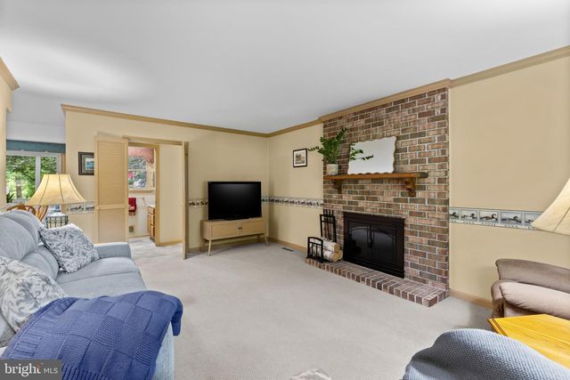 10057 CARILLON DR, Ellicott City, MD 21042