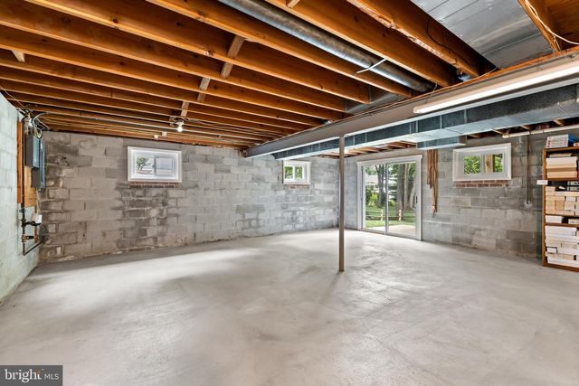 10057 CARILLON DR, Ellicott City, MD 21042