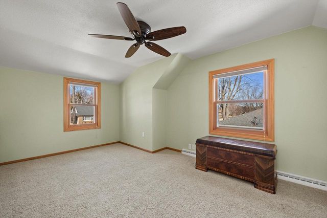 1038 4th AVENUE, Grafton, WI 53024