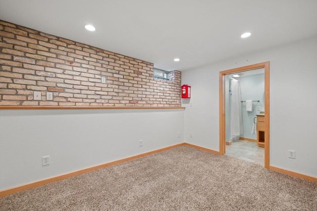 1038 4th AVENUE, Grafton, WI 53024