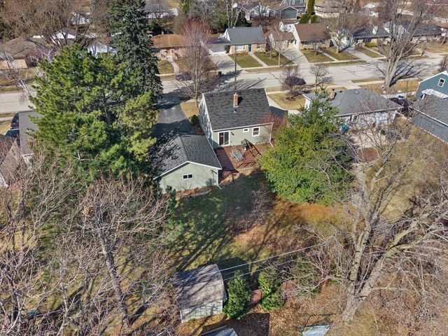 1038 4th AVENUE, Grafton, WI 53024