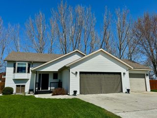 1509 Meadowlark Court, Thief River Falls, MN 56701