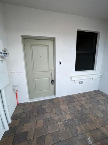 11910 SW 245 Terr 11910, Homestead, FL 33032