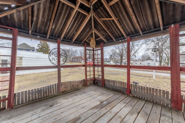 2002 5th Street, Perry, IA 50220