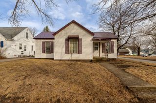 2002 5th Street, Perry, IA 50220