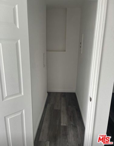 3201 W Florence Avenue, Los Angeles, CA 90043